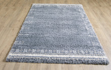 Load image into Gallery viewer, Verona Rug
